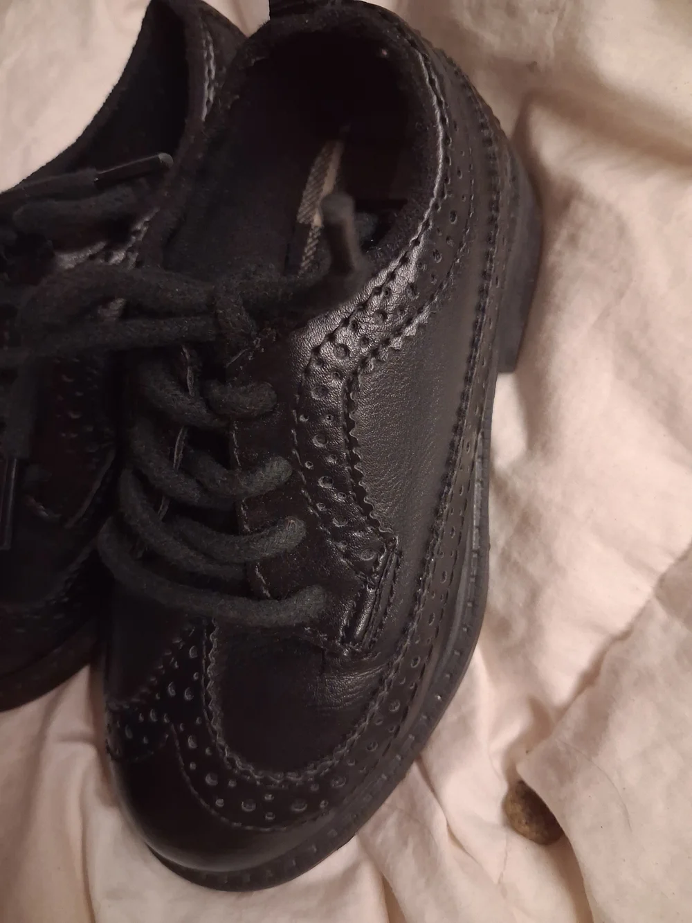 Carters stylish brogue